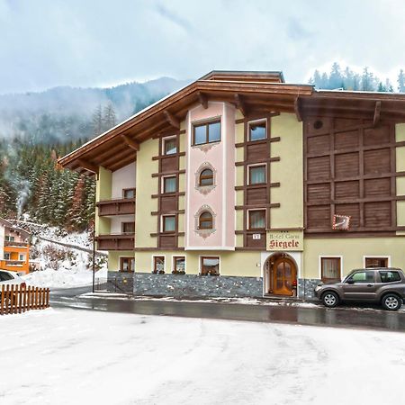 Hotel Garni Siegele - Inklusive Silvretta-Card Premium Ишгль Экстерьер фото